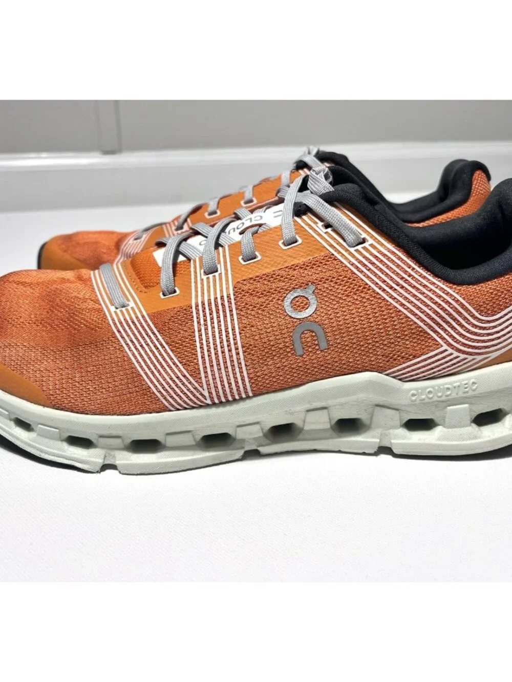 On Cloudgo Orange Turmeric Aloe Running Shoes Sneakers - Men Size 10